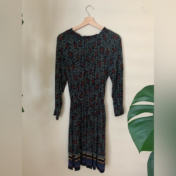 LOFT Diamond Floral Smocked Dress Large - Picture 3 of 4